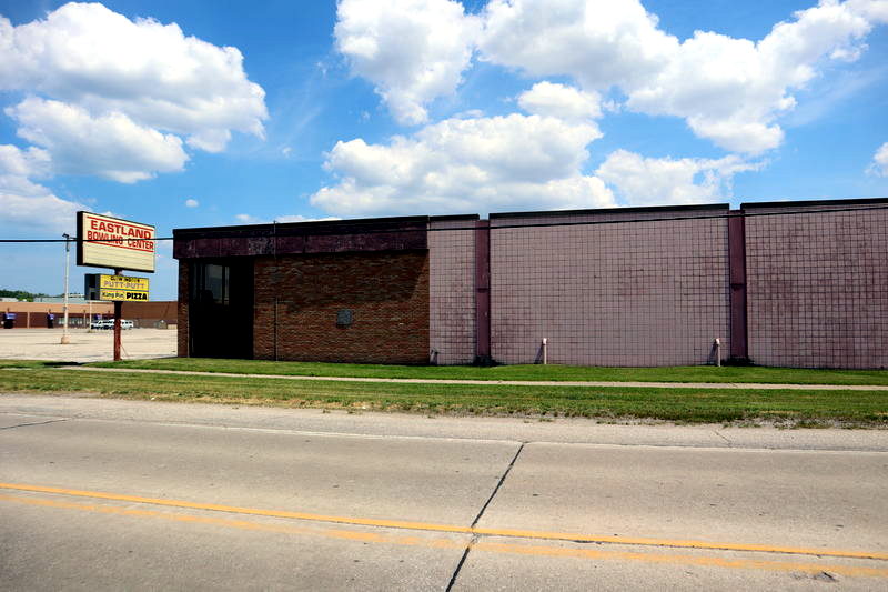 Eastland Bowling Center (Eastland Lanes) - 2021 Photo (newer photo)